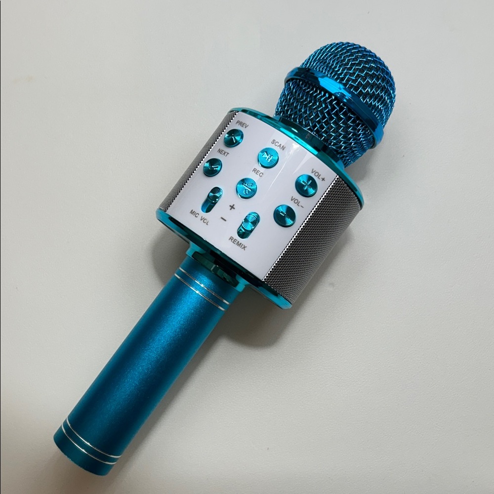 Blue Wireless Karaoke Microphone